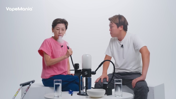 オカンが一服の瞬間